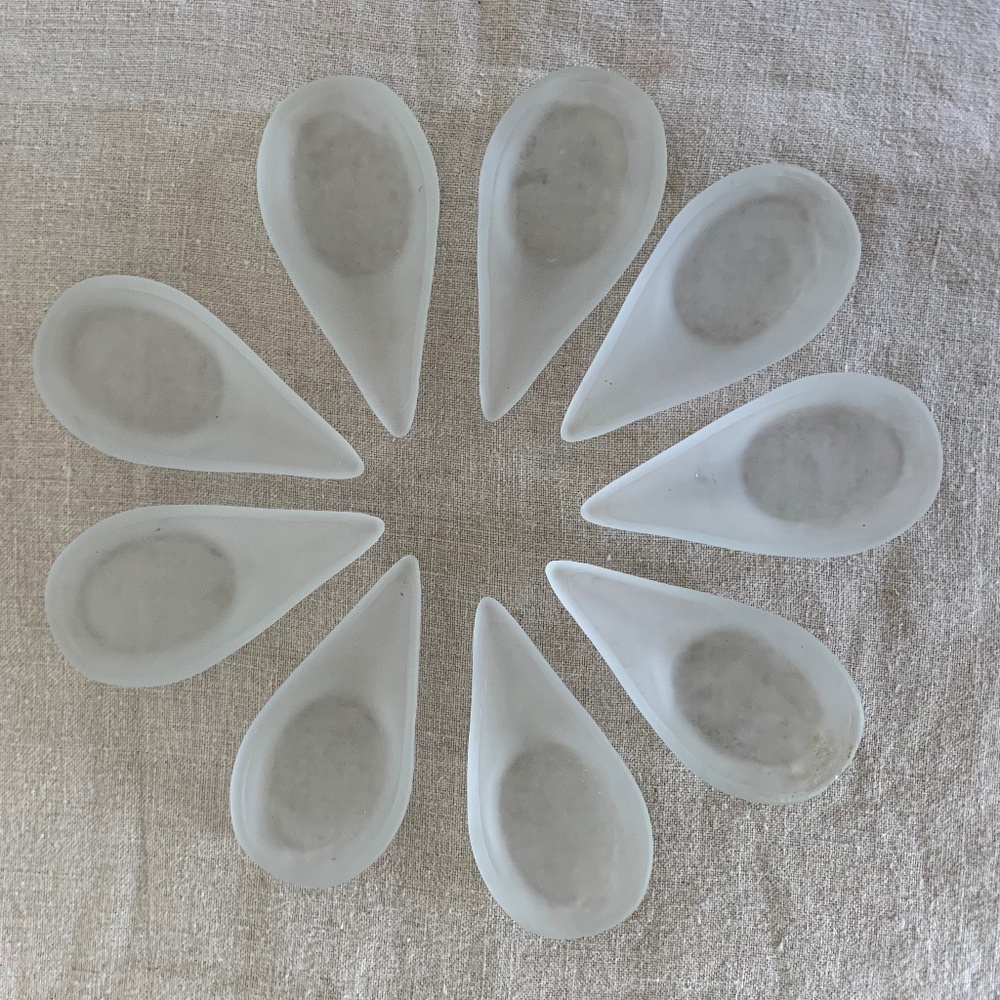 Set of 9 Frosted Glass Teardrop Dishes – Modern Appetizer or Canape